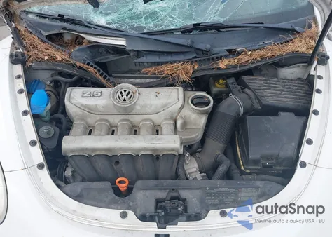 2009 Volkswagen New Beetle 2.5L from USA, damaged, VIN 3VWPG31C09M512434